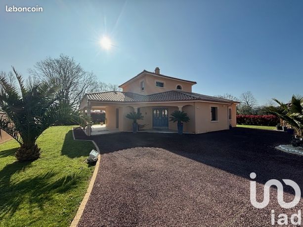 Propriété 6 pièces 169 m²
