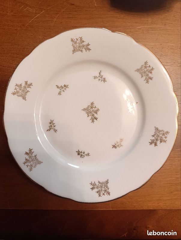 Service de table vintage en porcelaine J&Ciem France – 11 pièces (image 2)