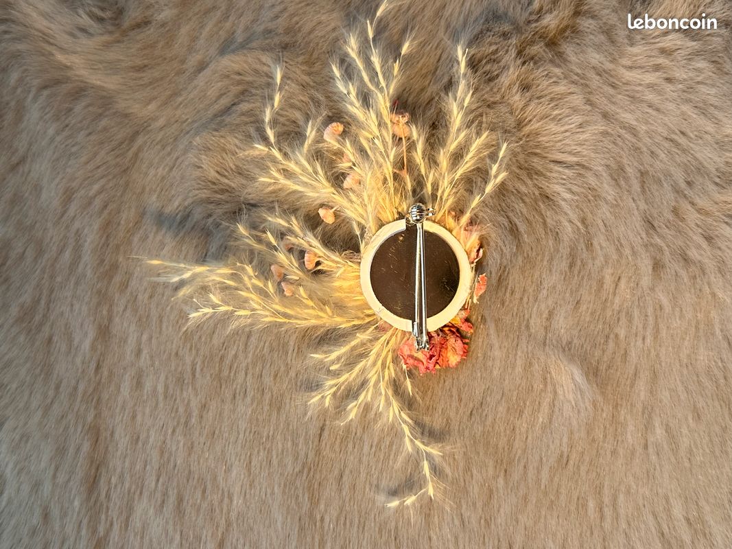 Broche (image 3)