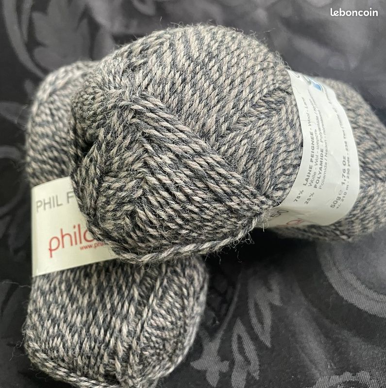Lot De 2 Pelotes De Laine Phildar - 50 Grammes Chacune - Occasion Pour Tricot/Crochet