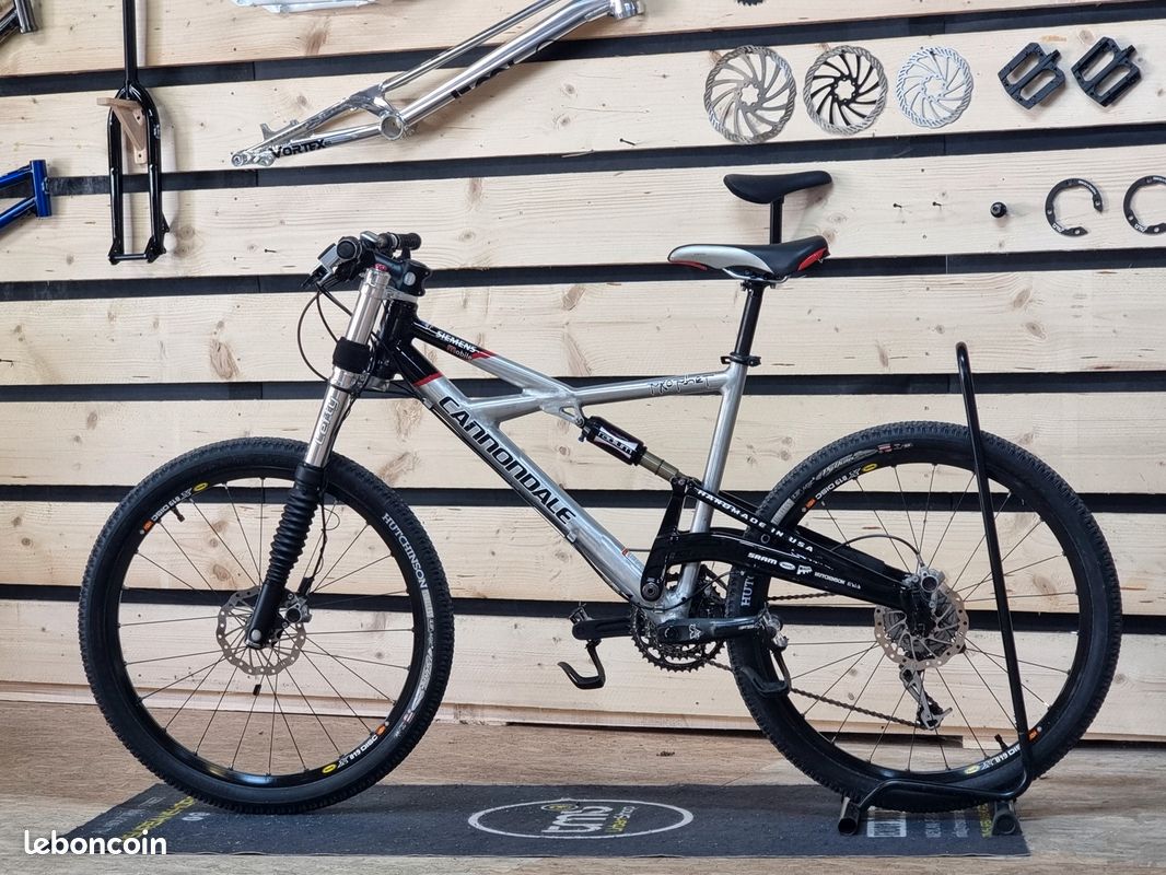 Cannondale Prophet 800 Lefty MAX 140, Fox RP23, nové brzdy, po