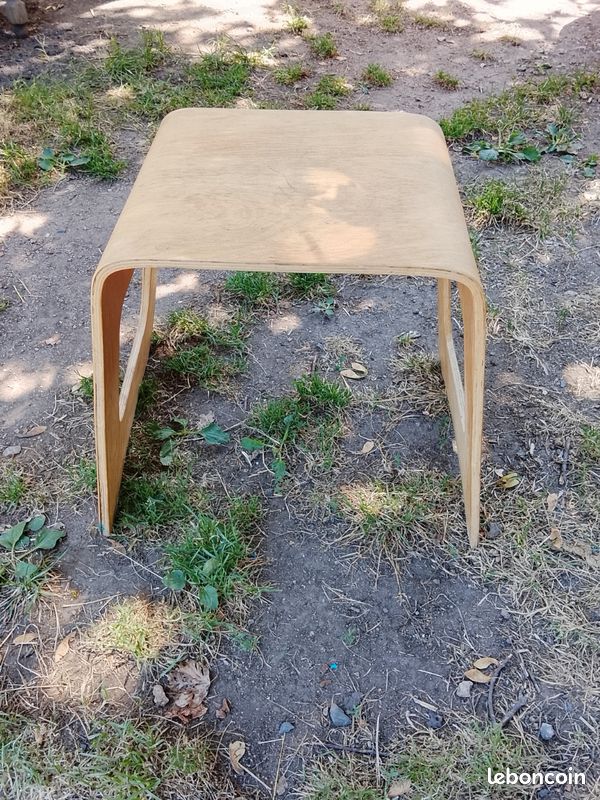 Tabouret / table d'appoint IKEA BENJAMIN, design de Lisa Norinder, (image 1)