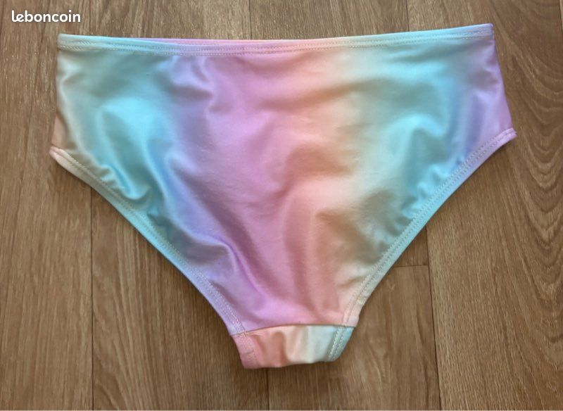 Maillot de bain fille 6/7 ans (image 5)