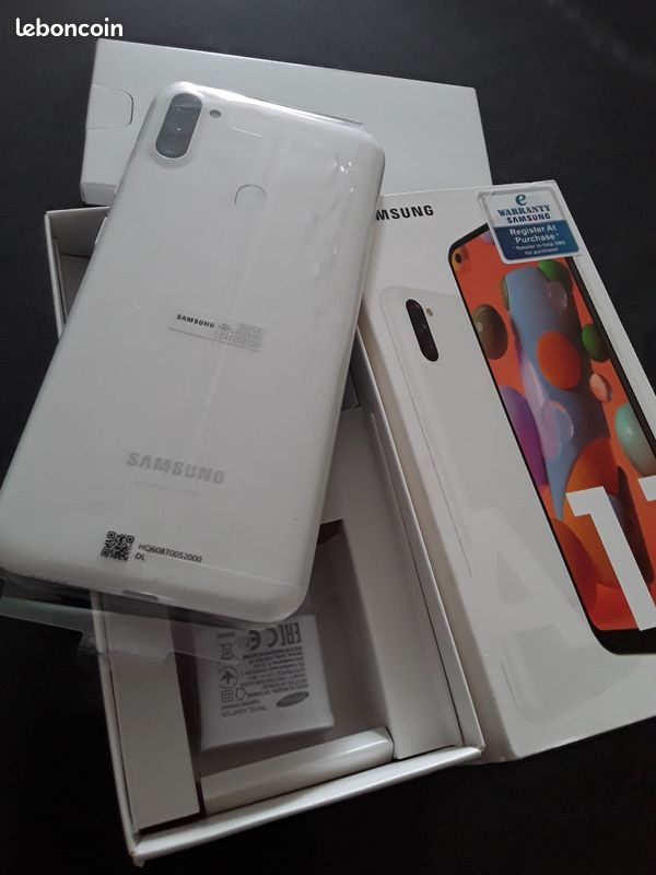 Samsung Galaxy A11 (image 2)