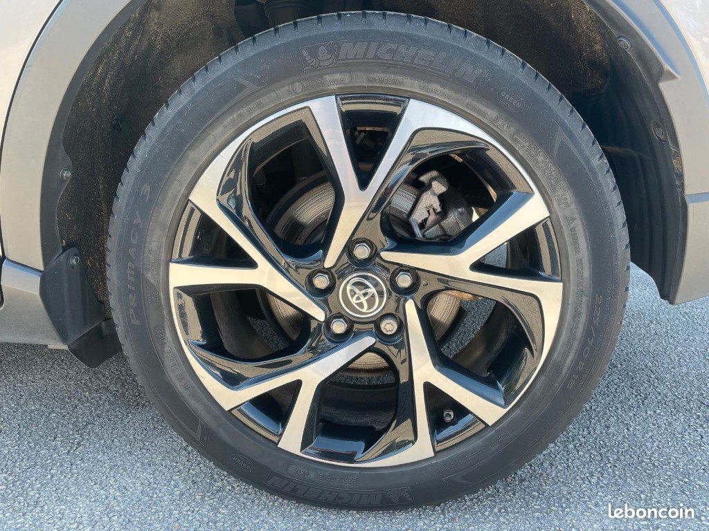 Toyota C-HR 1.8 HYBRID - BV E-CVT 2020 EDITION (image 8)