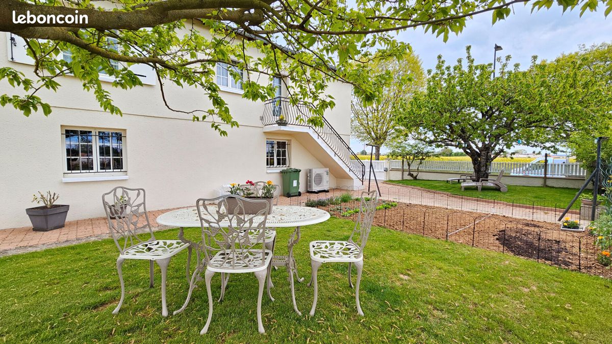 Pavillon 6 pièces 149 m² - Chauray 79180 (image principale 14)