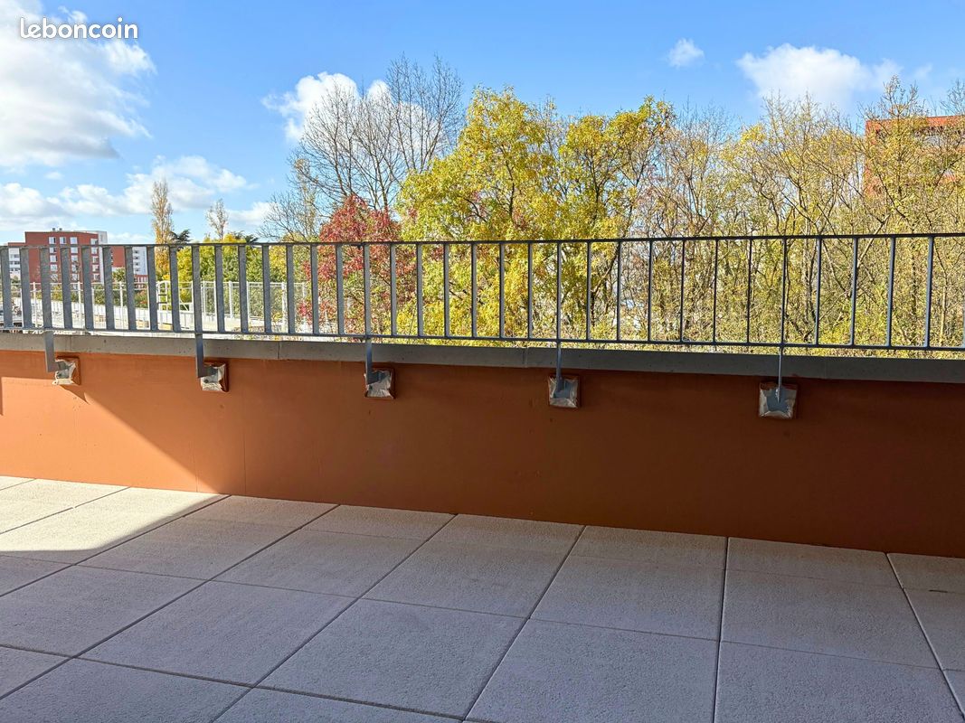 Appartement 3 pièces 64 m² · à Toulouse · 64 m² · 980 €