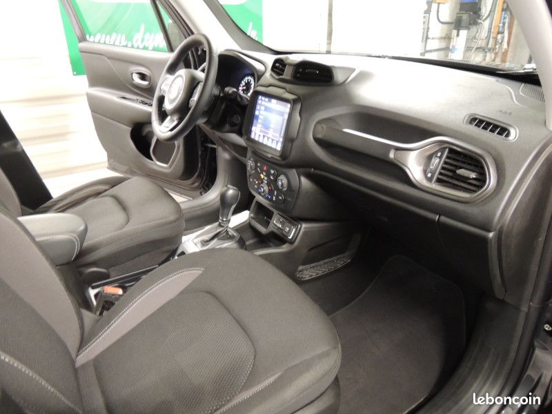 Jeep RENEGADE 1.5 TURBO T4 130CH MHEV LIMITED BVR7 (image 9)