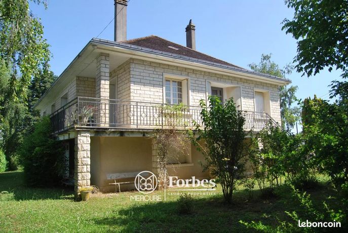 Pavillon 11 pièces 180 m²