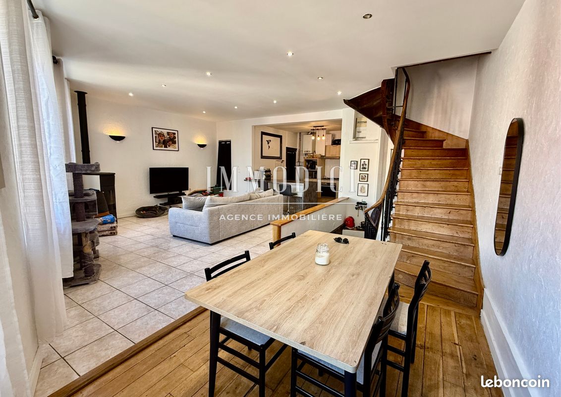 Appartement 4 pièces 99 m² · à Thoissey · 99 m² · 195 000 €