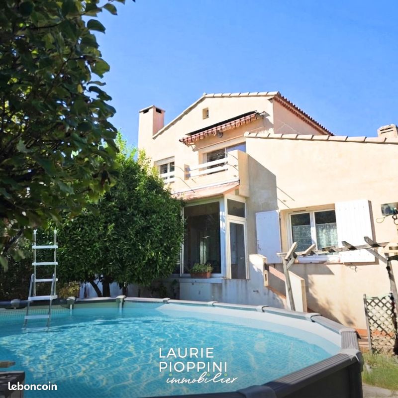 Maison 6 pièces 161 m² · à Aubagne · 161 m² · 470 000 €