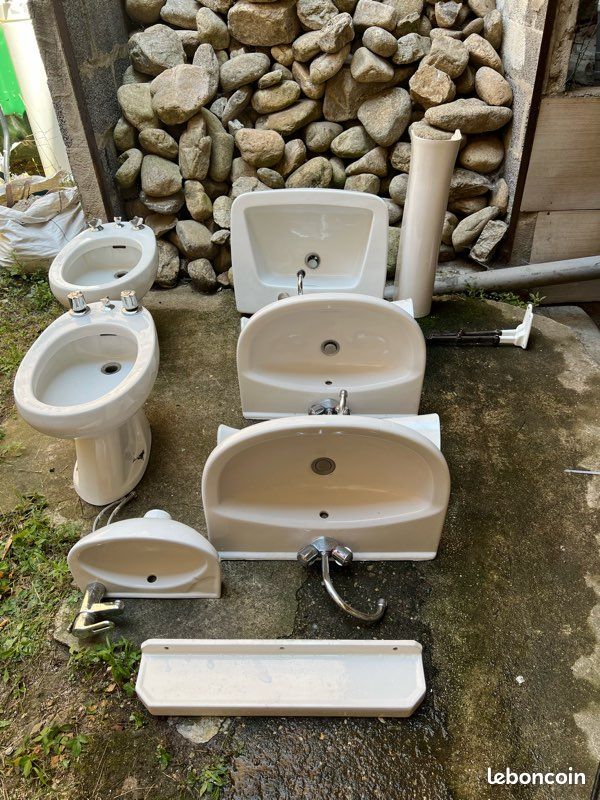 Vend lots de bidet, évier, lavabo (image 1)