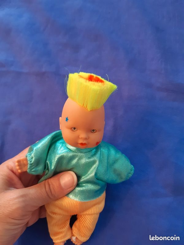 Poupée Punk Sur Socle – 37 Cm – Années 60/70 – Vintage – Occasion