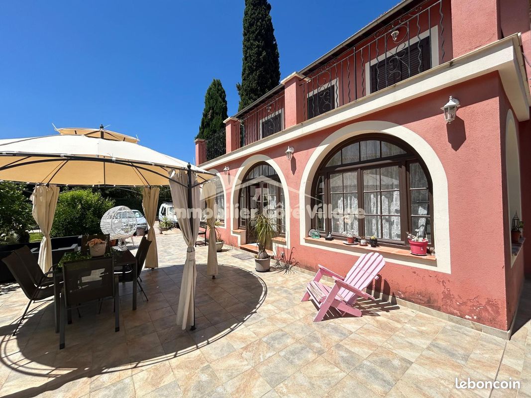 Maison 6 pièces 115 m² · à La Trinité · 115 m² · 719 000 €