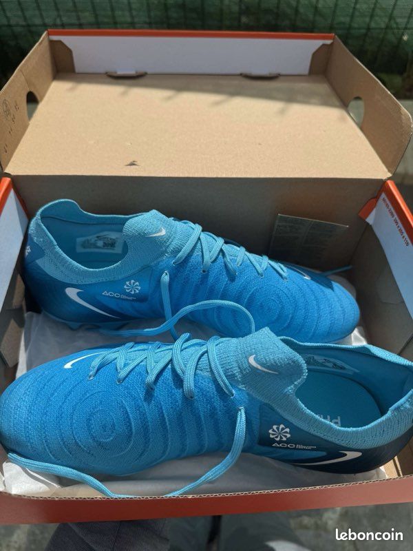Les crampons des Bleus pendant le Mondial