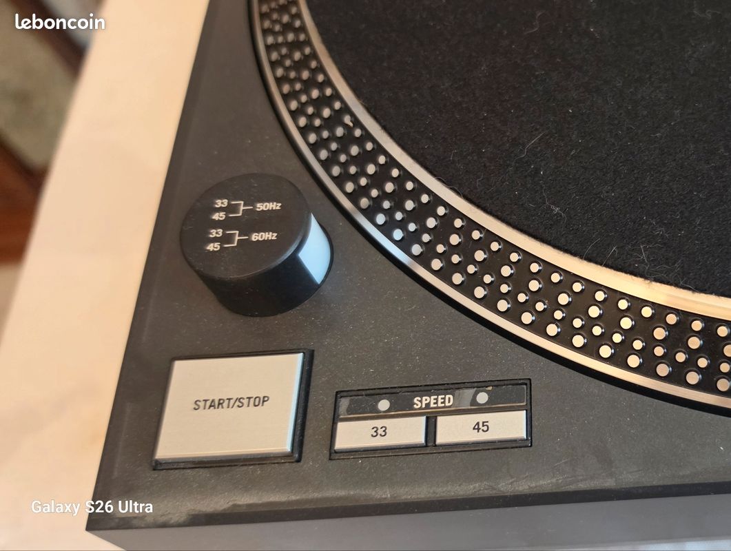 Platine vinyle à entraînement direct Numark TT250USB (image 3)