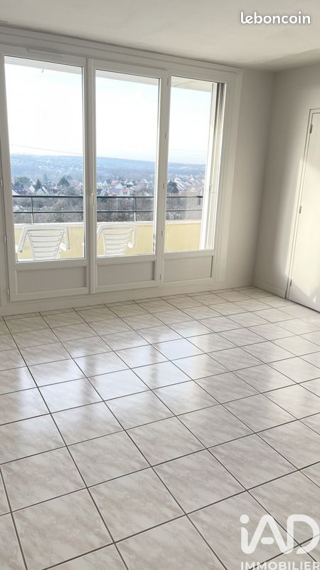 Appartement 4 pièces 87 m² · à Pontoise · 87 m² · 215 000 €