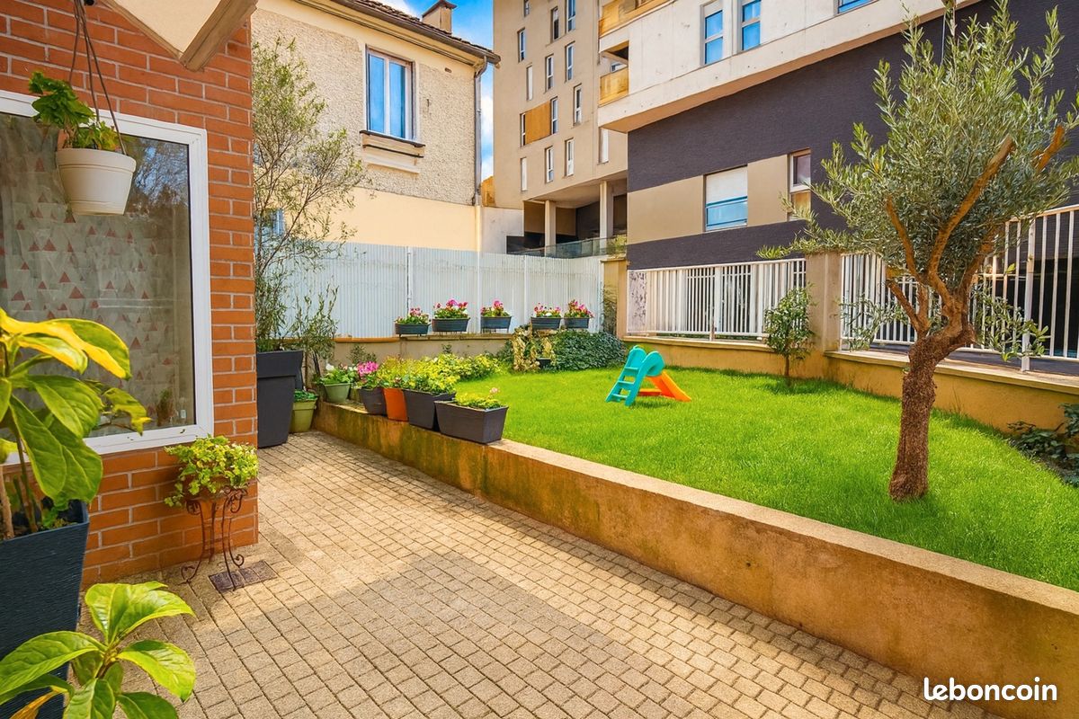 Appartement 6 pièces 96 m² · à Vitry-sur-Seine · 96 m² · 695 €/mois