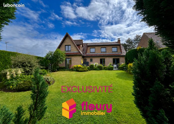 Maison 8 pièces 123 m² · à Esquelbecq · 123 m² · 335 000 €