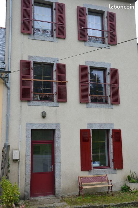 Maison 5 pièces 116 m² · à Spézet · 116 m² · 790 €