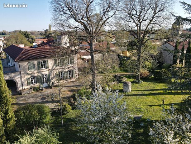 Propriété 10 pièces 398 m²