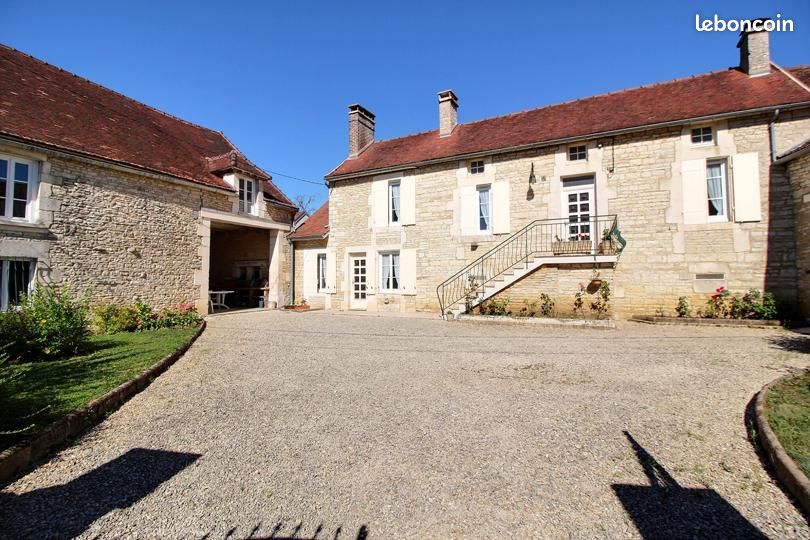 Maison 9 pièces 173 m² · à Bragelogne-Beauvoir · 172,8 m² · 284 000 €