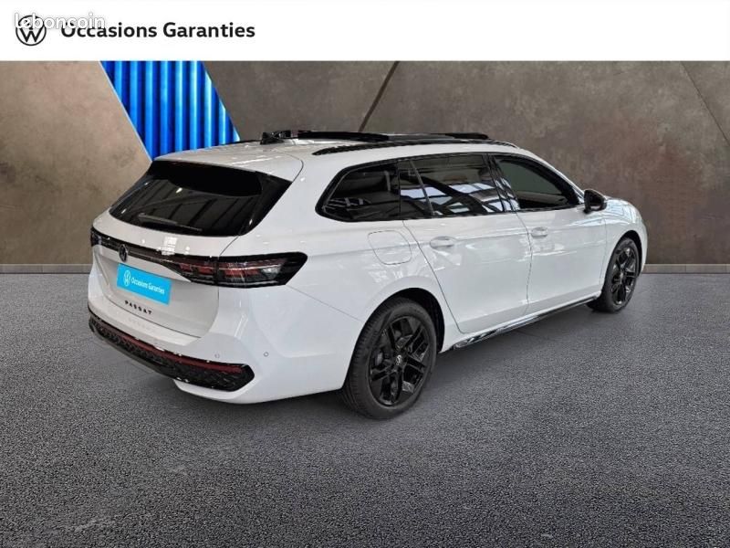 Volkswagen Passat SW 1.5 eHybrid 272ch R-Line DSG6 (image 2)