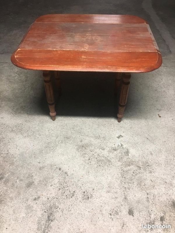Table à manger en bois pliante (image 1)