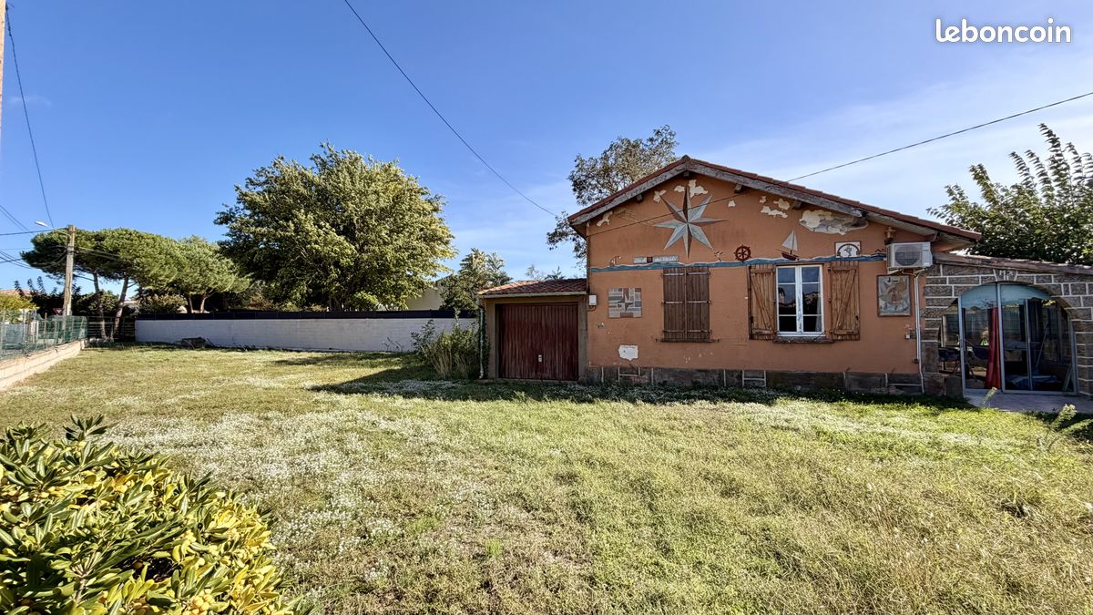 Terrain 729 m² · à Agde · 729 m² · 335 000 €