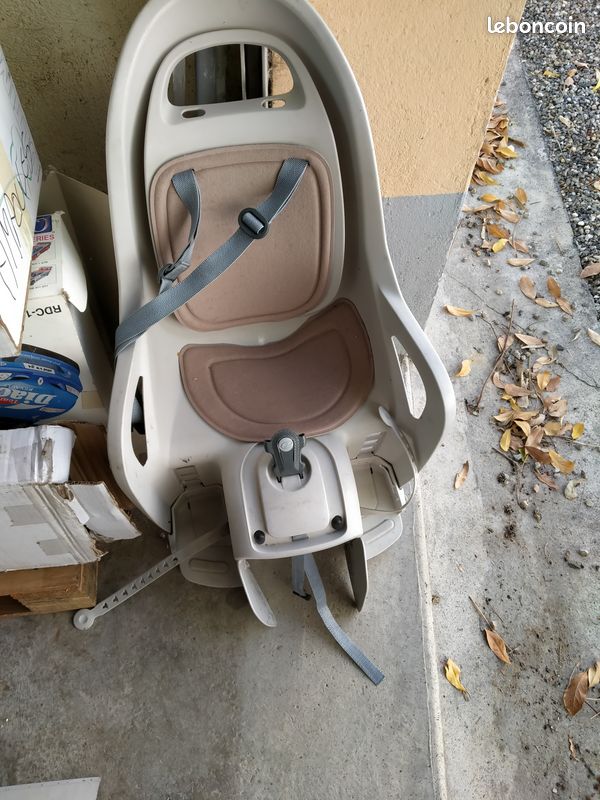 Porte bébé vélo (image 1)