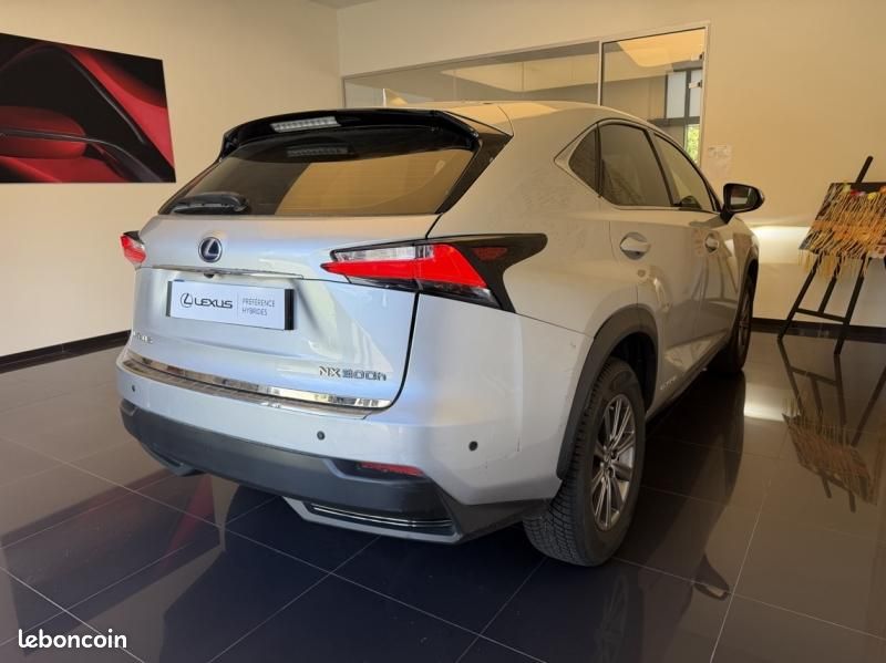 Lexus NX 300h 2WD Business (image 9)