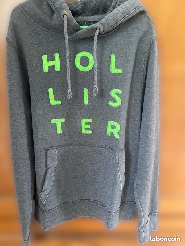 Sweat Hollister (image 1)