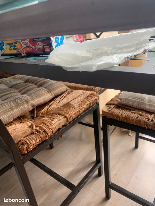 Table et 4 chaises métal (image 2)