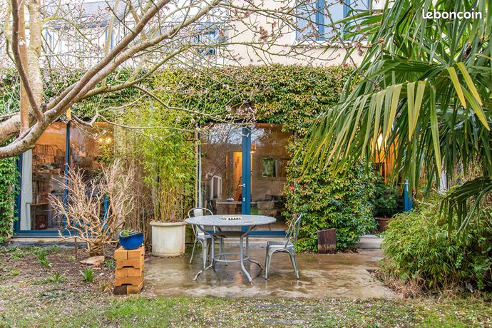 Maison de ville 9 pièces 235 m²