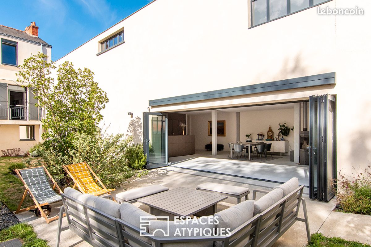 Maison 9 pièces 322 m² · à Angers · 322 m² · 842 000 €