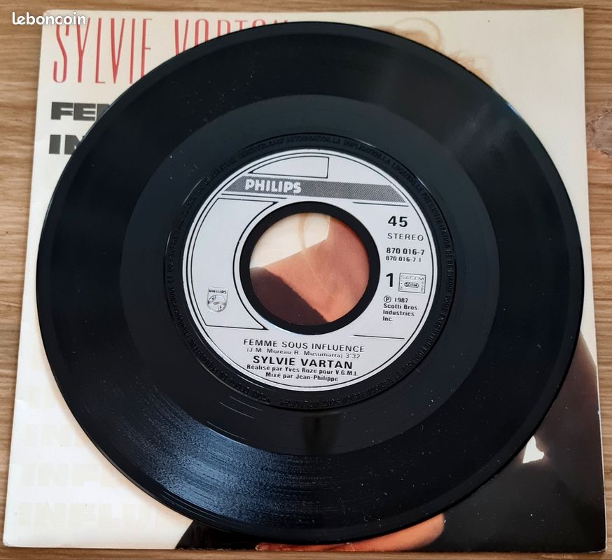 Sylvie Vartan 45t 2 titres 2ème pochette Femme sous influence 1987 (image 5)
