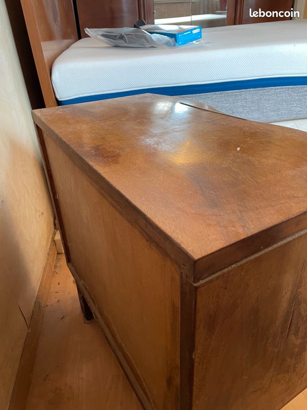 Table de chevet (image 4)