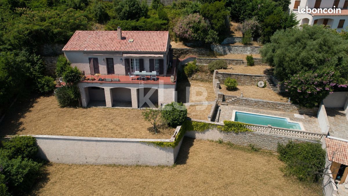 Maison 5 pièces 182 m² · à San-Martino-Di-Lota · 182 m² · 730 000 €