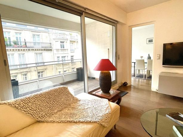 Appartement 3 pièce(s) 72 m²à vendre Paris-8e-arrondissement