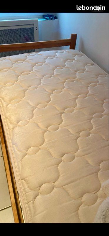 Matelas de qualité ( À saisir ) (image 1)