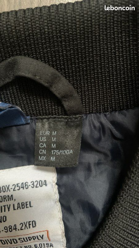 Veste Courte Blazer Noir H&M Divided Taille 34 - Occasion Très Bon état Vintage