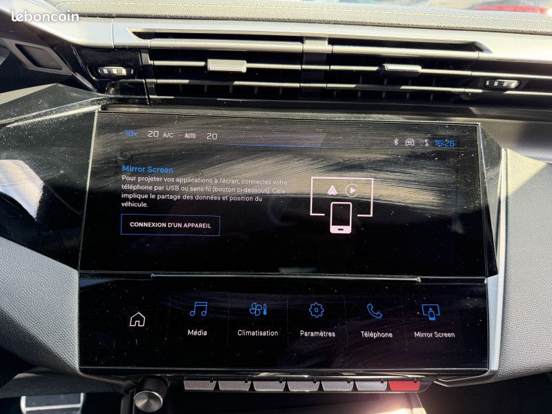 Peugeot 308 PHEV 180CH GT E-EAT8 (image 12)