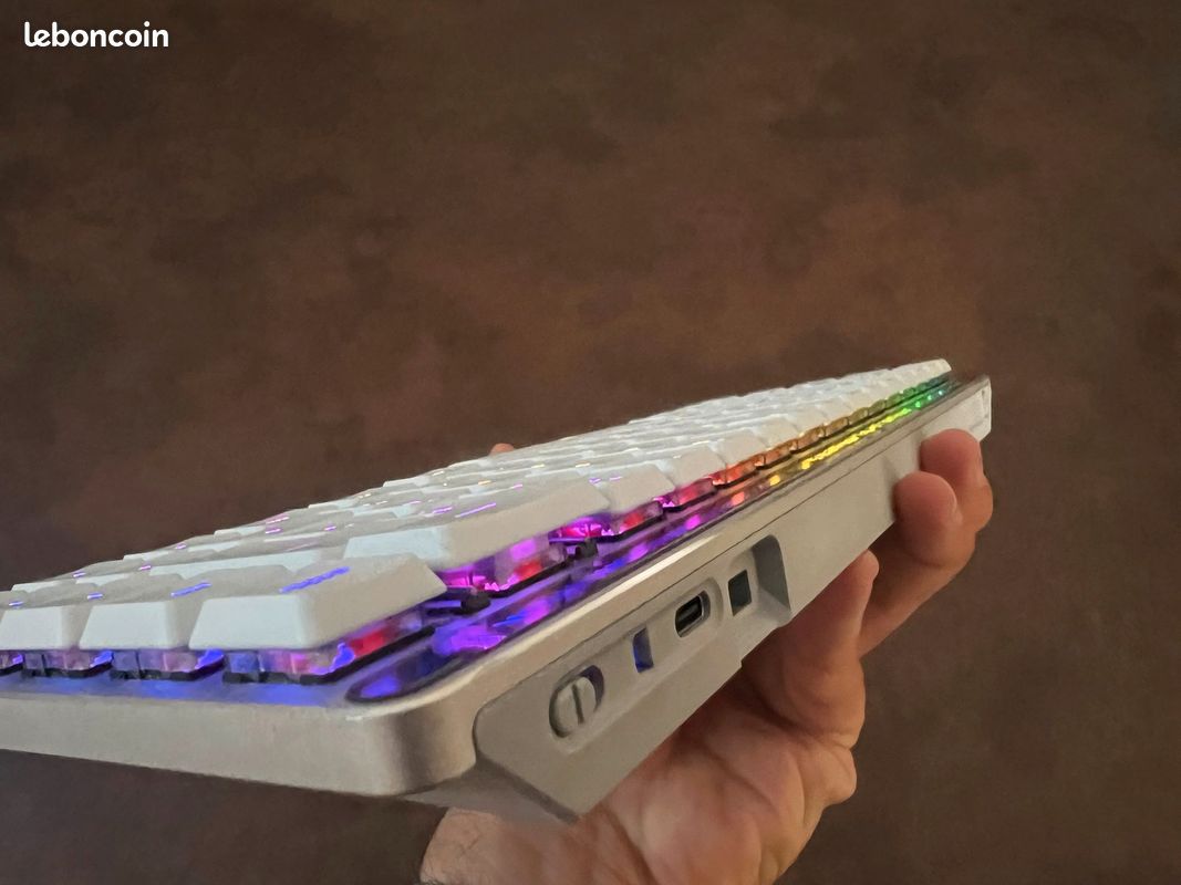 ASUS ROG Falchion RX Low Profile – Clavier Gaming Sans-Fil ⌨️🔥 (image 2)