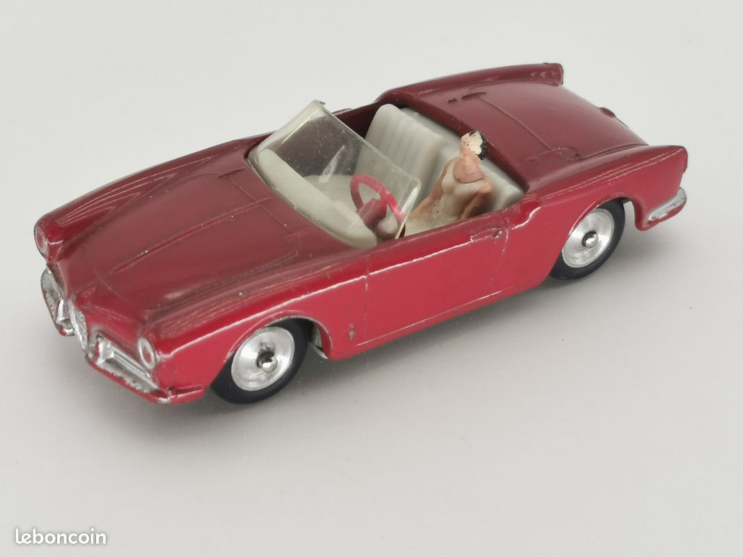Solido-Dalia 16/106 Alfa Romeo Giulietta Rouge Orangé - Miniature En Boîte