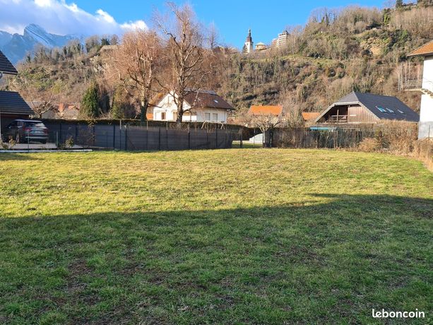 Terrain 565 m² ALBERTVILLE