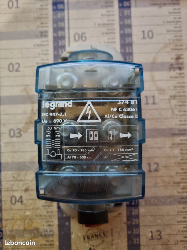 Legrand 37481 Borne alu / cuivre (image 1)