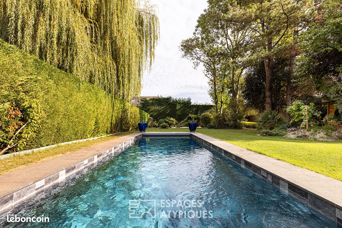 Maison 8 pièces 246 m² · à Marcq-en-Barœul · 246 m² · 1 595 000 €