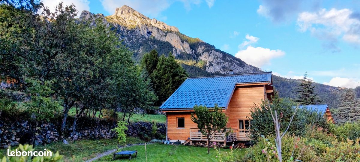Maison 5 pièces 180 m² · à Valdeblore · 180 m² · 530 000 €