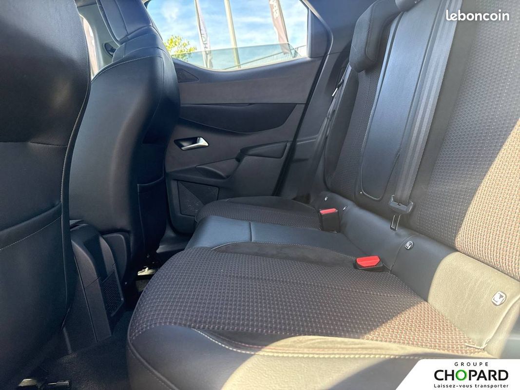 DS DS3 Crossback PureTech 130 EAT8 Performance Line (image 11)