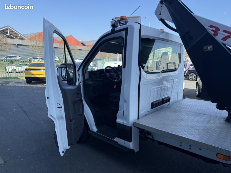 Ford Transit 2T CCb TRANSIT 2T CHASSIS 130CH P350 L4 NACELLE (image 7)